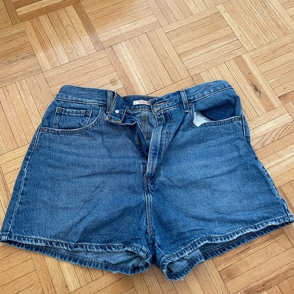 Levi's Pants - Levi's Classic Blue Jean Shorts